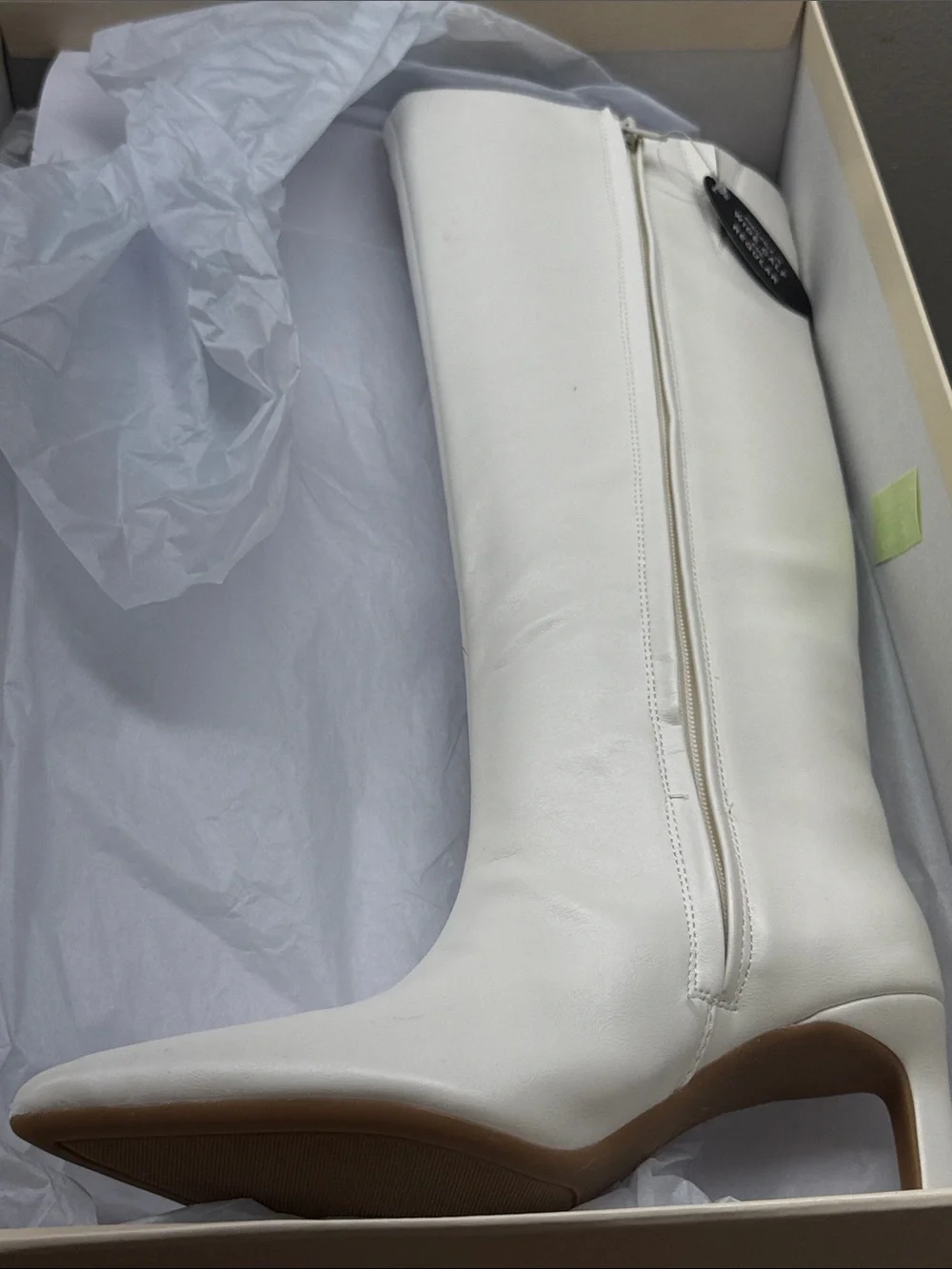 ON 34TH RACHELLE BONE SM Knee-High Pointed Toe Heel Boots Women’s Size 6.5 NWT
